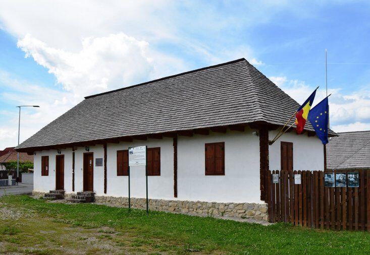 Prima Școală Românească din Sfântu Gheorghe, de 20 de ani în administrarea Muzeului Național al Carpaților Răsăriteni