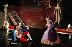 În imagine, baritonul Adrian Mărcan și mezzosoprana Asineta Răducan În imagine, baritonul Adrian Mărcan și mezzosoprana Asineta Răducan