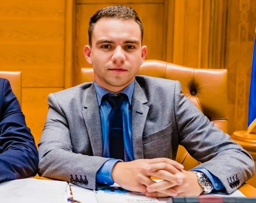 Mihai Eminescu interzis la Sfântu Gheorghe!  Șantaj și o nouă dovadă a discriminării la adresa românilor!