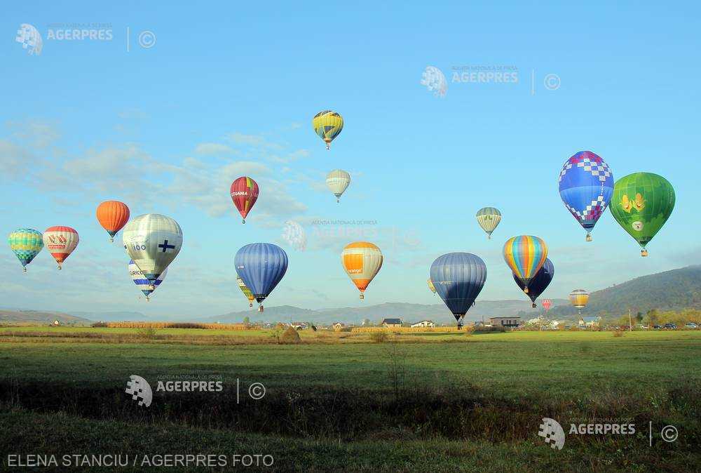 Festivalul baloanelor cu aer cald - timp de patru zile la Băile Fortyogo, lângă Târgu Secuiesc