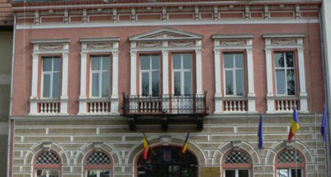 Cseke Attila: Funcţiile de prefect devin de demnitate publică; am reglementat în drept, ceea ce avem în realitate