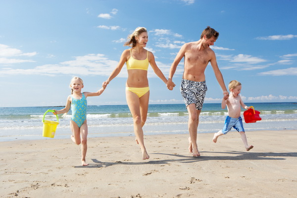 Info								 VACANȚE și CĂLĂTORII