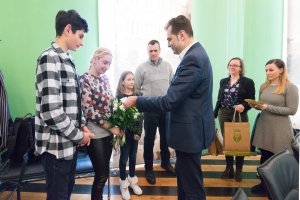 Peste 900 de carduri pentru familii numeroase, acordate de Primăria Sfântu Gheorghe din 2019