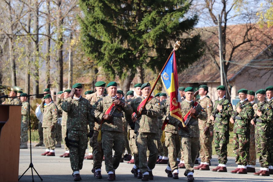 3 noiembrie- Ziua Vânătorilor  de munte