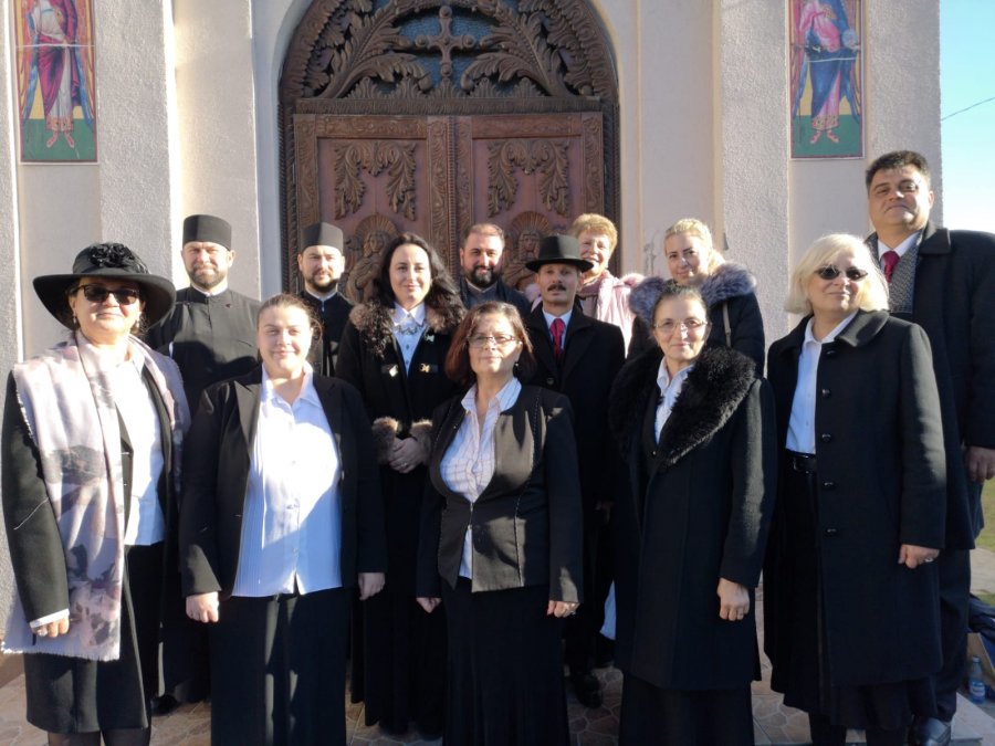 Asociația „Așezământul Social Sfântu Nicolae” al Catedralei Ortodoxe Sfântu Gheorghe aduce împreună, prin activități educative și culturale, copii, tineri și adulți