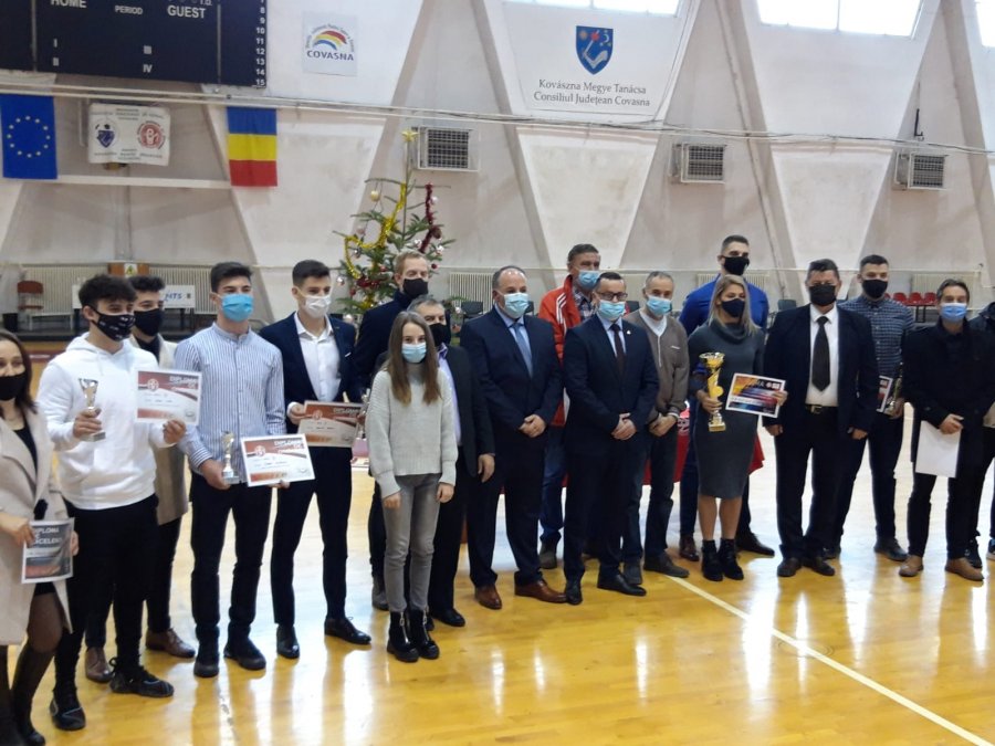 Cei mai buni 10 sportivi ai județului Covasna precum și primii 10 sportivi ai CSM Sfântu Gheorghe au fost premiați 
