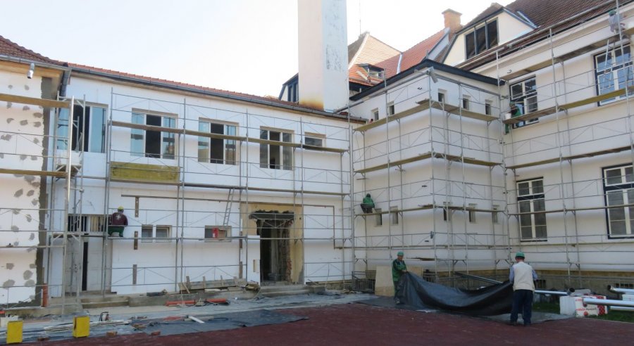 Condiții mai bune de studiu și șanse mai bune pentru 1.600 de elevi din județul Covasna, prin fonduri Regio Centru