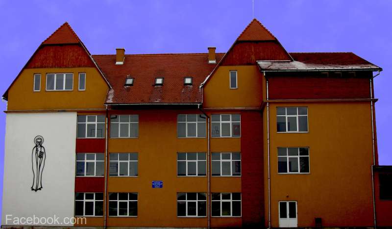 Harghita: Manifestări organizate la 100 de ani de la înfiinţarea primului liceu cu predare în limba română de pe Valea Superioară a Mureşului