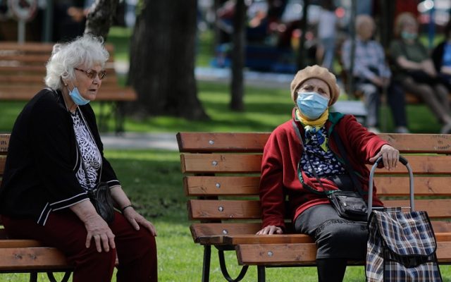 Raluca Turcan: „Pregătim un proiect să existe opțiunea pensionarii la 70 de ani”. O măsură timidă pentru a bloca cumulul pensiei cu salariul