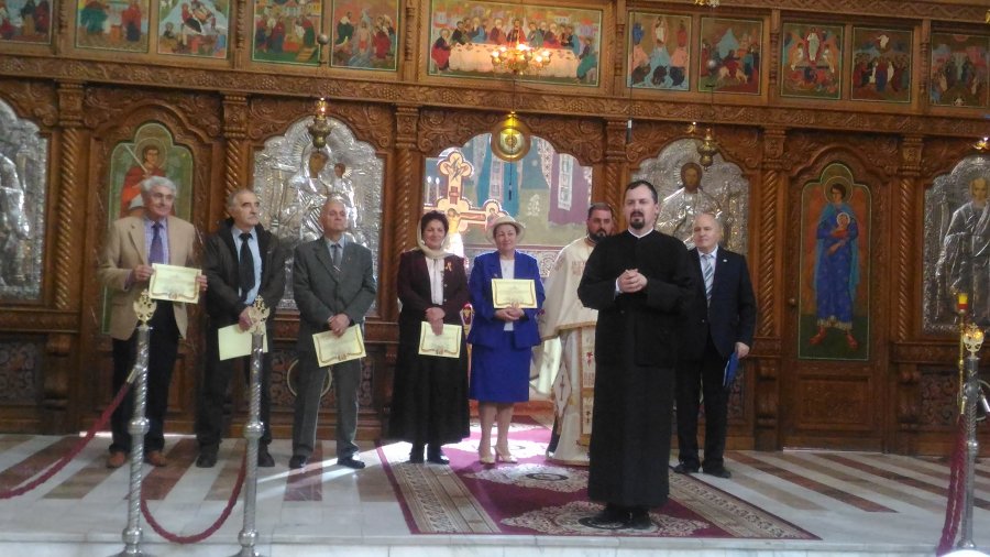 Forumul Civic a desemnat persoanele care vor primi titlul de „Cetăţean de onoare al comunităţii româneşti”