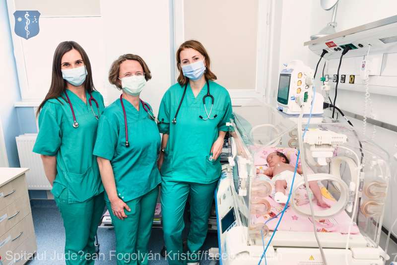 Procedură medicală rară realizată cu succes la secţia de Neonatologie a Spitalului Judeţean de Urgenţă Sfântu Gheorghe