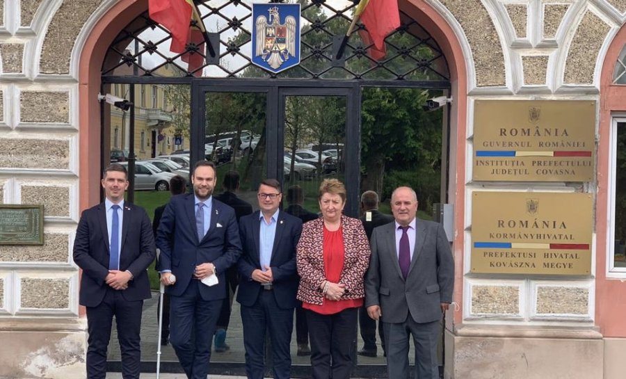 Vizită a unei delegații a Companiei Naționale Poșta Română, la Prefectura Covasna