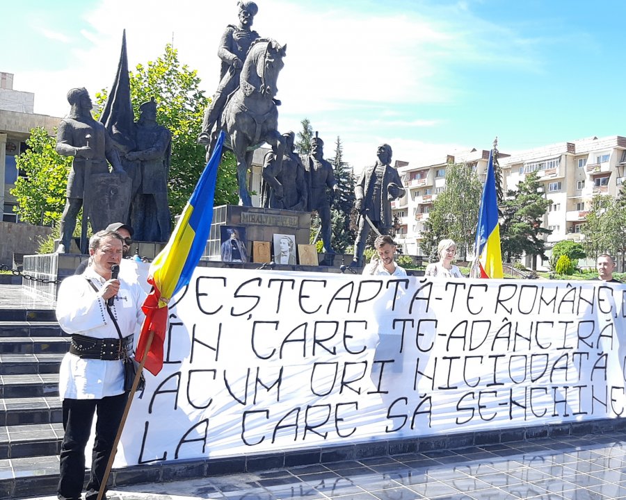 Tratatul de la Trianon – comemorat de comunitatea maghiară, sărbătorit de români