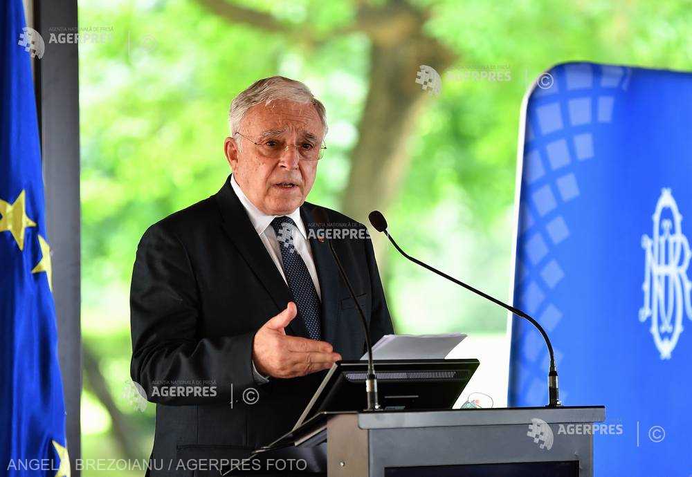 Isărescu: Tezaurul BNR rămâne singurul caz în care obligaţiile asumate de restituire nu au mai fost respectate