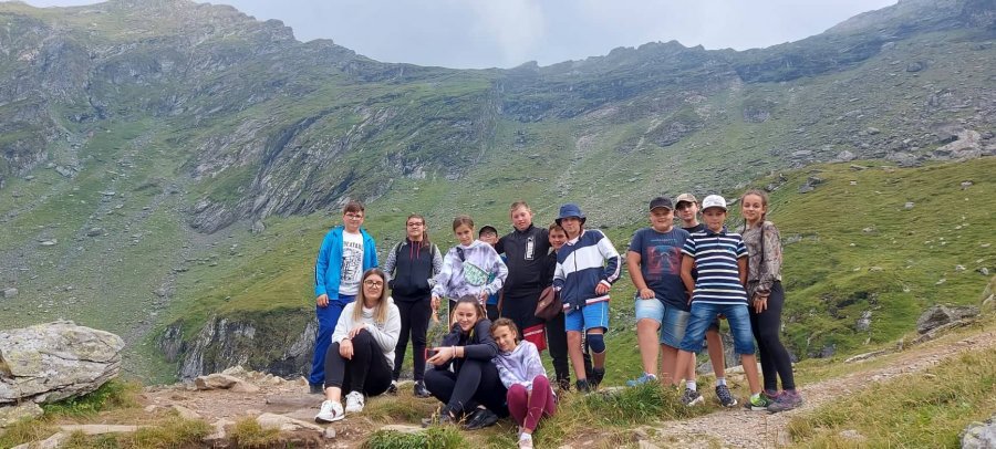 Să ne cunoaștem țara!