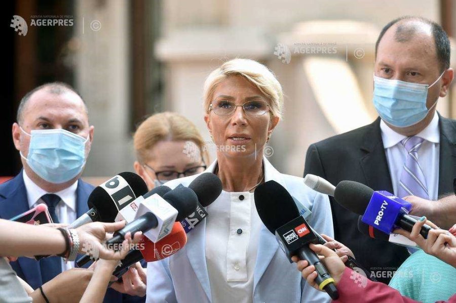 Turcan: De la începutul acestui an au fost create 120.000 de locuri de muncă; 40% sunt plătite cu salariul minim