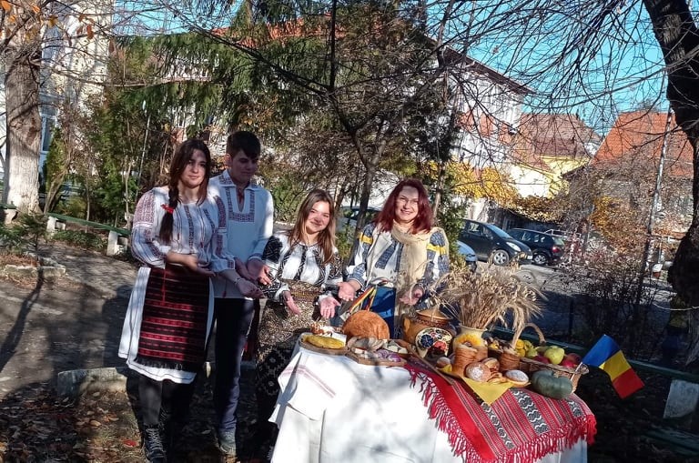 Două proiecte cu tradiție derulate în Liceul Tehnologic „Constantin Brâncuși” au fost cofinanțate de Consiliul Local Sfântu Gheorghe