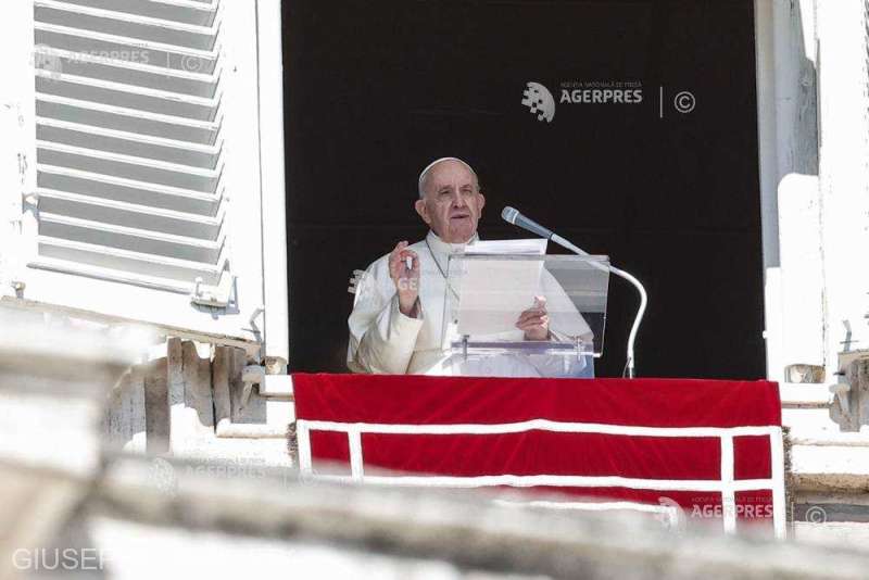 Rănile provocate lumii de pandemie şi de schimbarea climatică, comparabile cu cele cauzate de un conflict global (Papa Francisc)