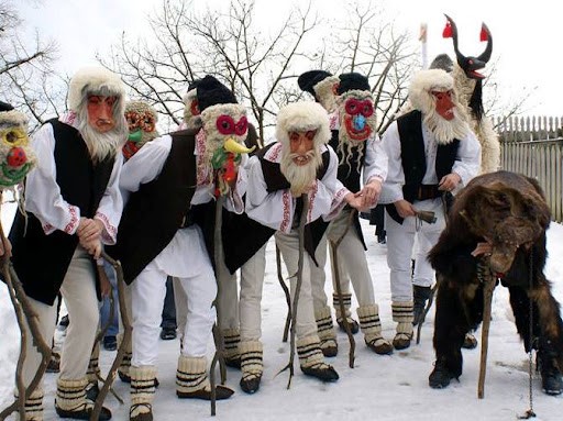 TRADIȚII: Obiceiuri populare de Anul Nou