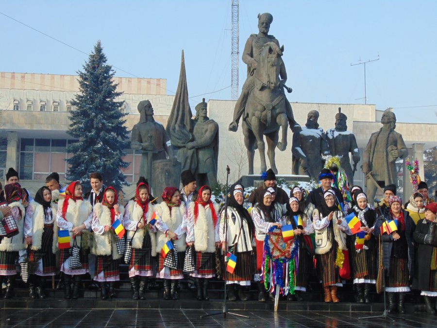 Două zile de Festival de colinde si obiceiuri de iarnă „Crăciunul la români”, la Târgu Secuiesc, Covasna și Sfântu Gheorghe
