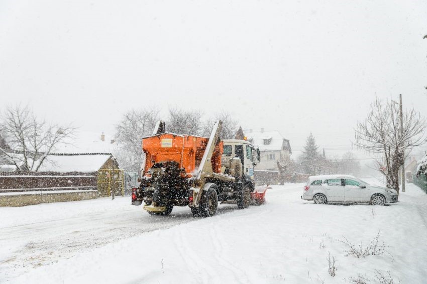 Localizarea în timp real a utilajelor de deszăpezire din Sfântu Gheorghe