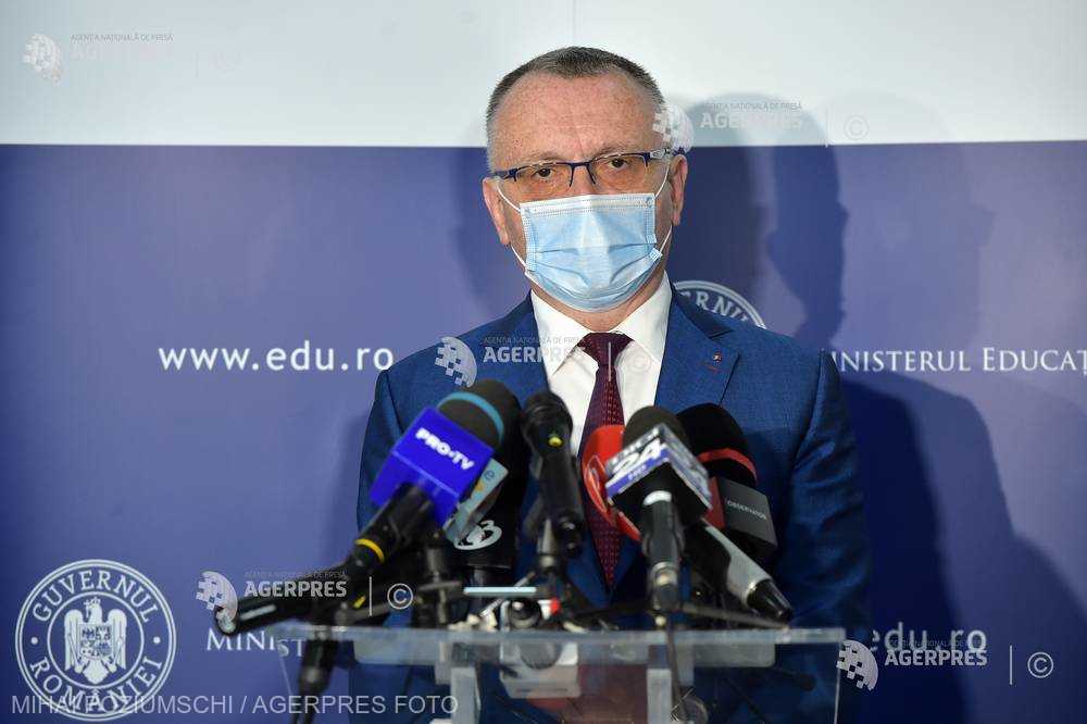 AUR solicită includerea Limbii Române pe lista disciplinelor pentru care se vor organiza concursuri naţionale