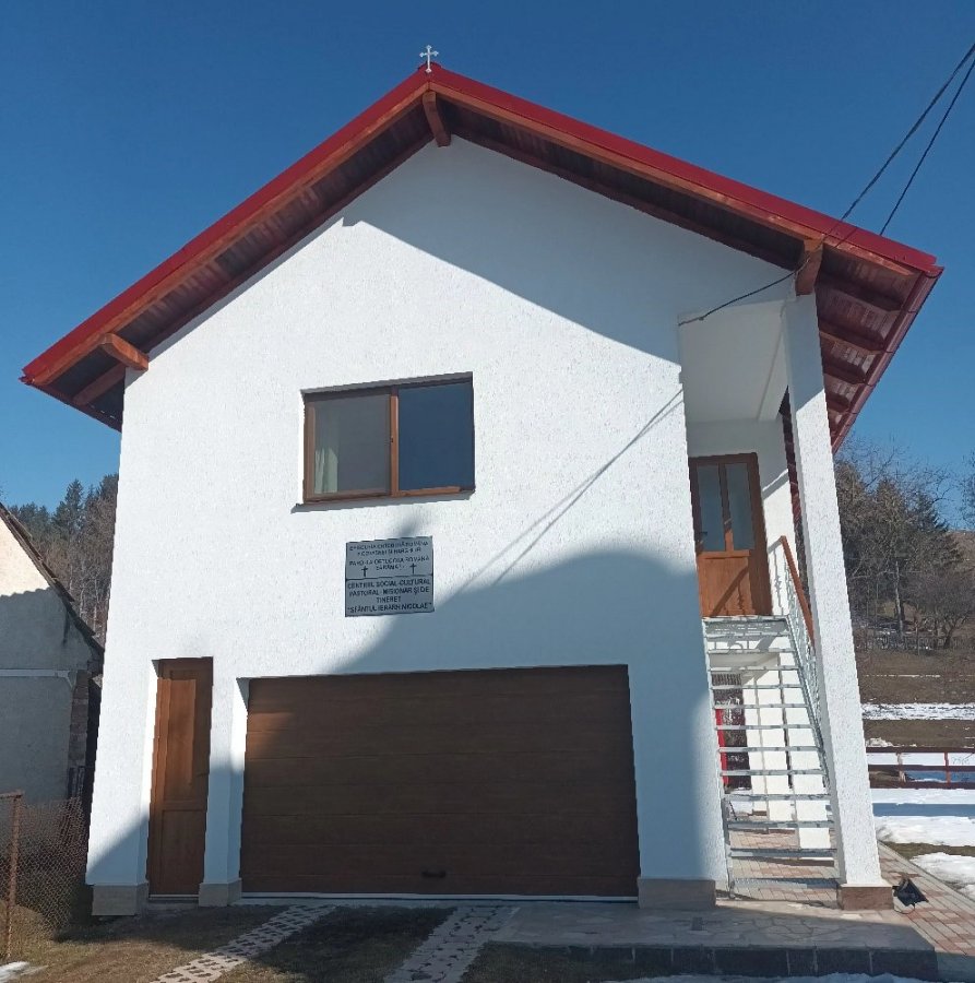 La Centrul Cultural Misionar Social și de Tineret Sfântul Ierarh Nicolae din Sărămaș „Dumnezeu  a trimis oamenii care să lucreze cu tineri”