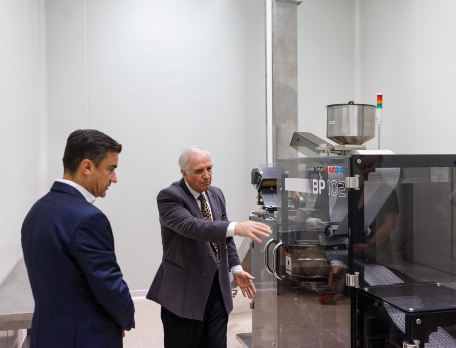 Un medic din Iași, patronul unei mari companii farmaceutice, le va lăsa angajaților o avere uriașă: „Va fi în jur de 200-300.000 de euro de persoană”