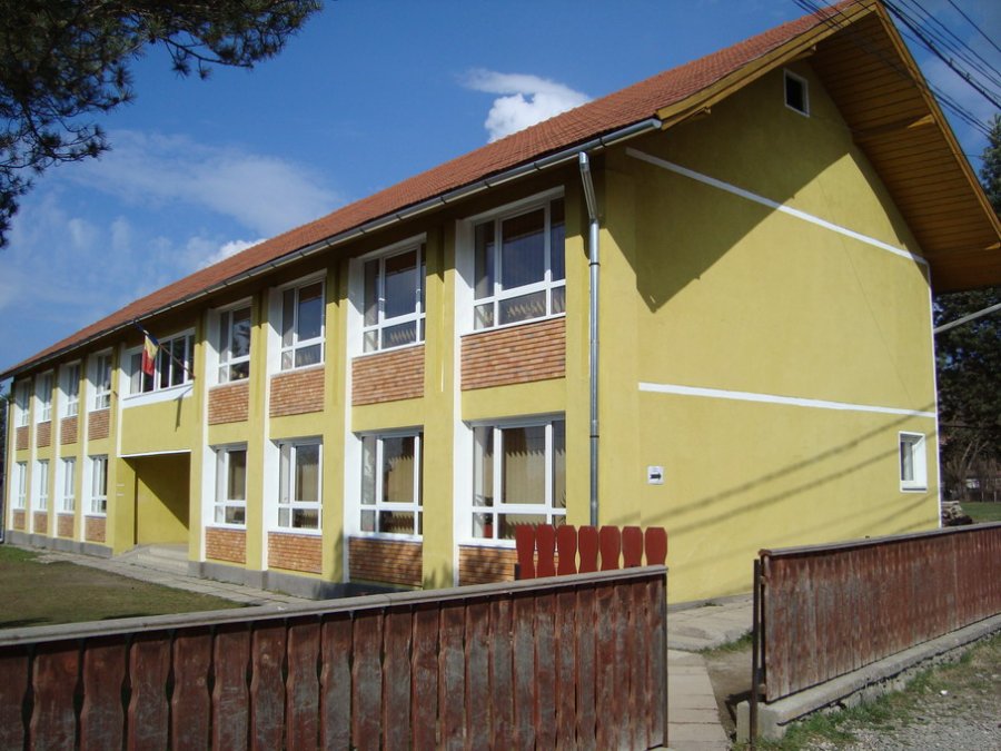 Școala Gimnazială nr. 1 Zăbala a fost desemnată câștigătoare la concursul demarat în cadrul „Proiectului pentru reducerea violenței fizice și psihologice din unitățile de învățământ preuniversitar” – etapa județeană