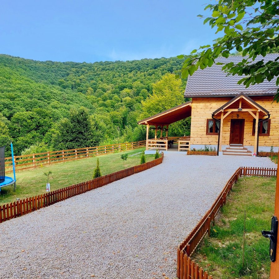 Povestea „Căsuței din Pădure”