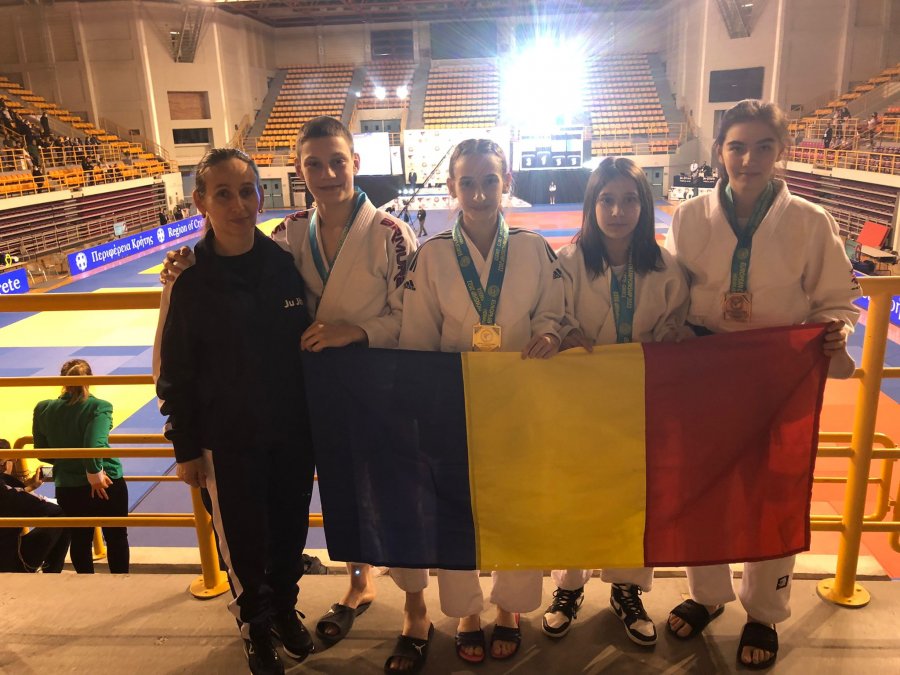 5 medalii – 1 de aur, 3 de argint și 1 de bronz obținute de sportivii CSM, la Campionate Europene de Ju-Jitsu