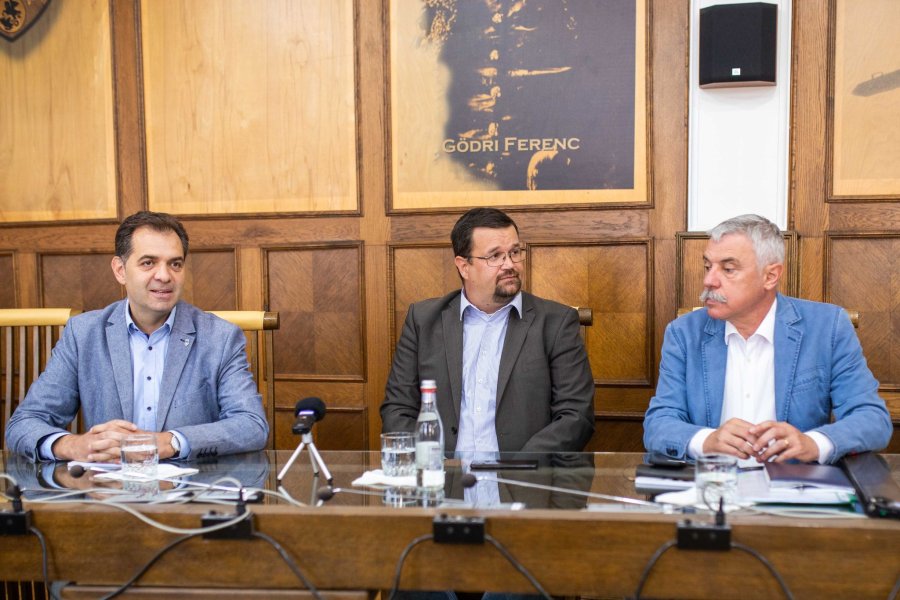 Departamentul de Administrație Publică al Universității Babeș-Bolyai aniversează 25 de ani de la deschiderea extensiei din Sfântu Gheorghe