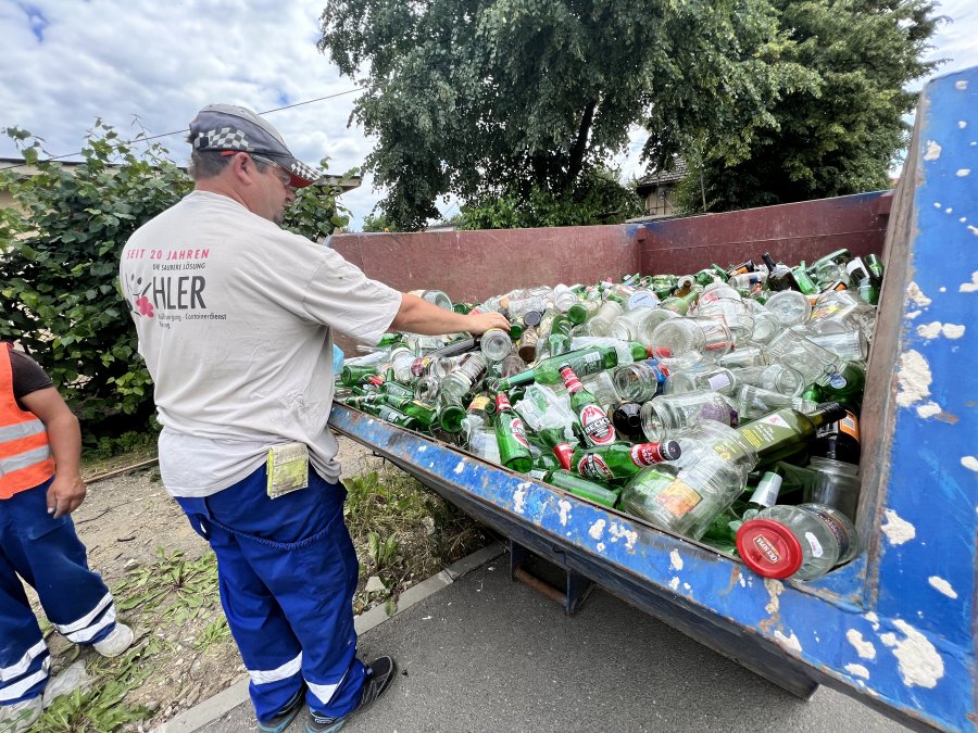 Peste 56 de tone de sticle colectate la Sfântu Gheorghe în două zile