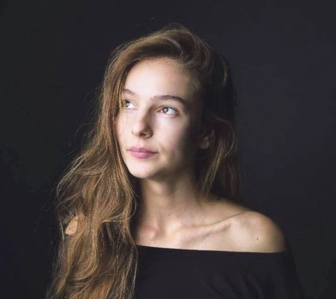 MĂDĂLINA MUȘAT (actriță): „Să fii actor este meseria ideală. Ești plătit ca să te joci”