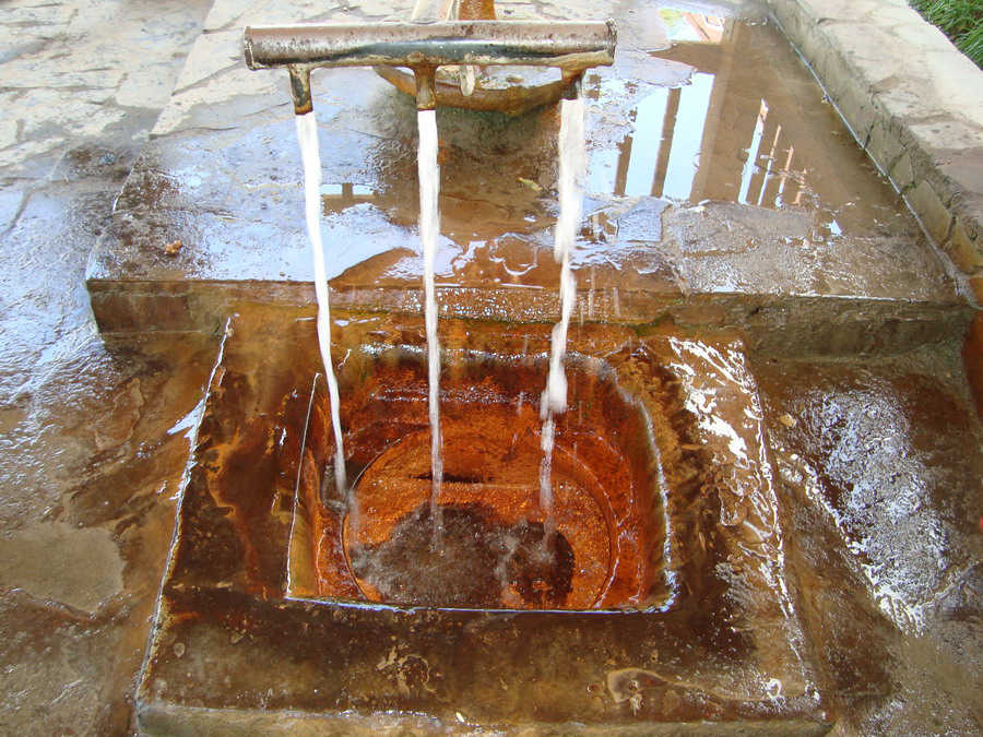 Protocol de colaborare pentru identificarea şi valorificarea de noi resurse de apă minerală