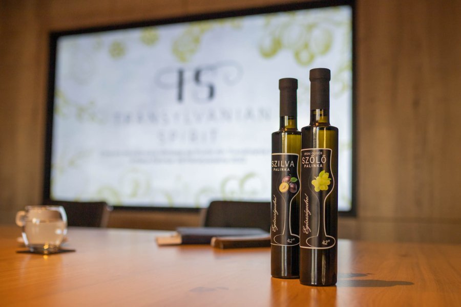 Au început înscrierile pentru concursul de pălincă şi distilate din fructe Transylvanian Spirit