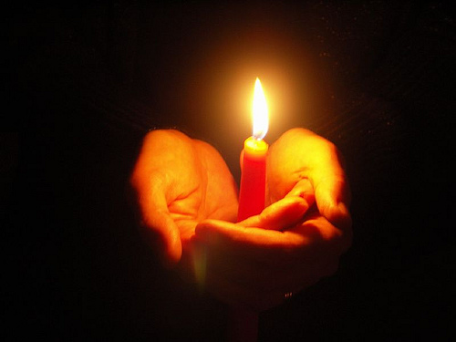 INTERVIU Vasile Bănescu: În curtea bisericii ar trebui să ne unească o credinţă perfect conştientizată, nu moştenită mecanic de la bunici şi părinţi