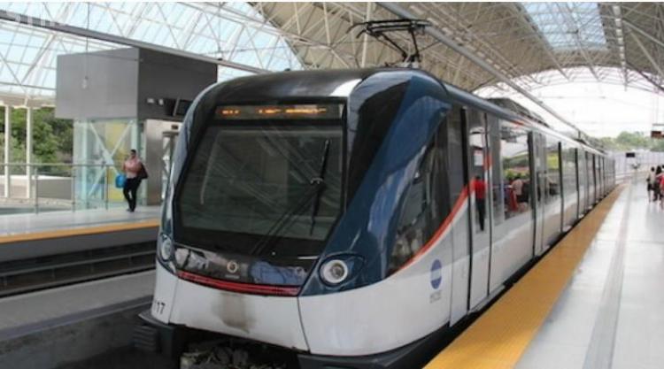 Tren metropolitan prevăzut pe ruta Sfântu Gheorghe-Braşov-Aeroportul Ghimbav