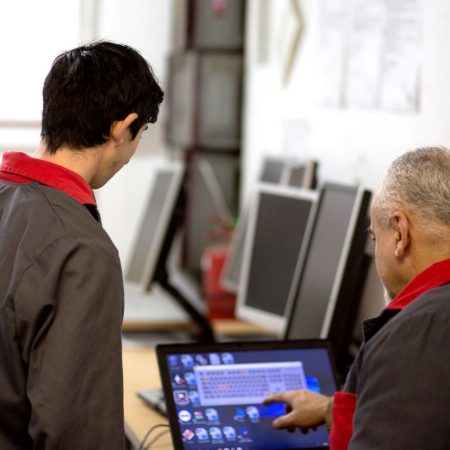 Laptopurile vechi pot primi o a doua viață
