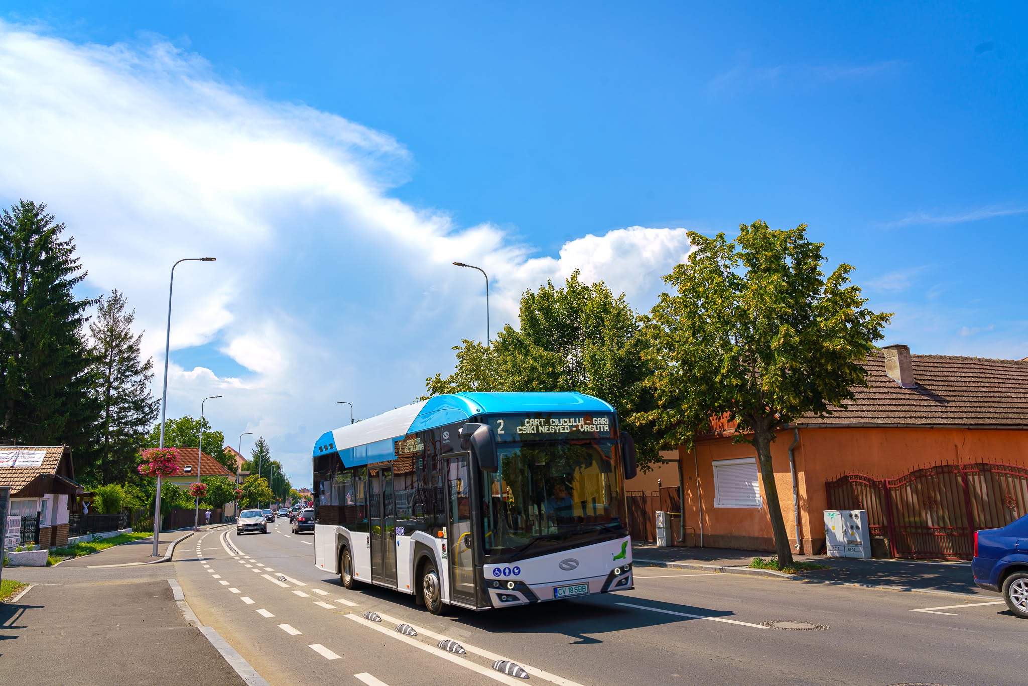 Sfântu Gheorghe reorganizează transportul public; noi trasee, staţii noi şi autobuze electrice