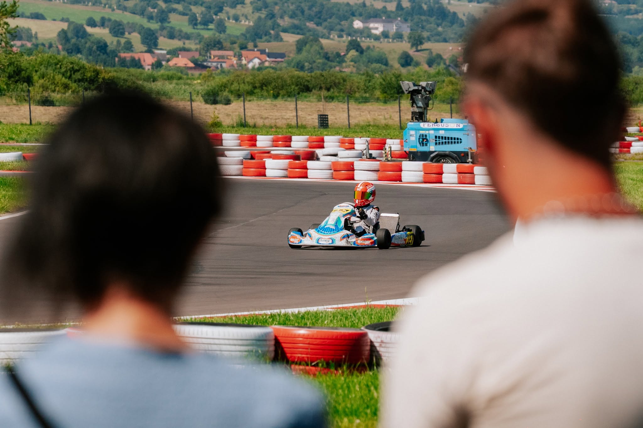 Harghita: La Miercurea-Ciuc a fost inaugurată cea mai tehnică pistă de karting din România